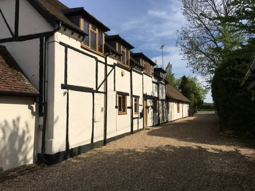 Spacious family accommodation - Image 1