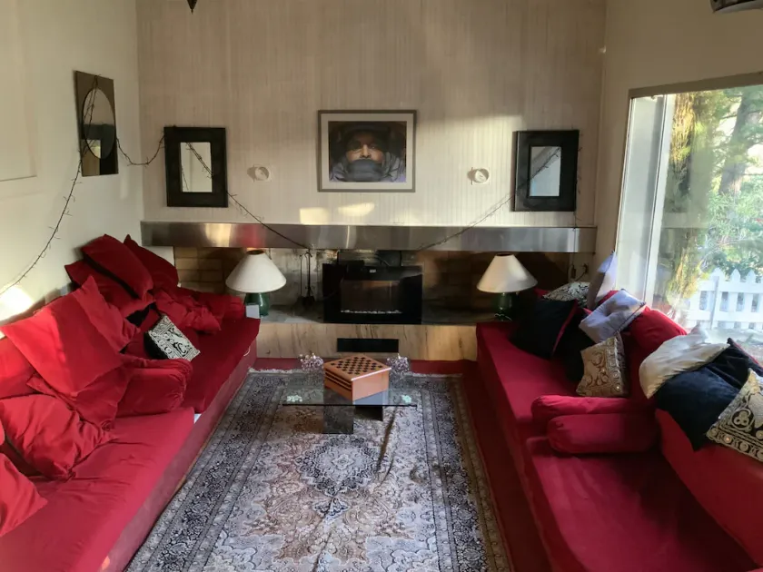 Quiet house under the pines near Limoux center - Image 1