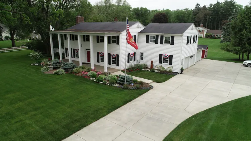 SEPARATE Guest Suite in Stately Home - Minutes to Cedar Point - Image 1
