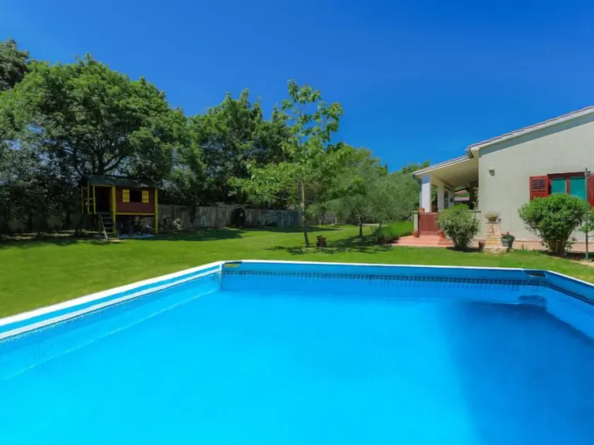 Holiday Home Corina by Interhome - Image 1