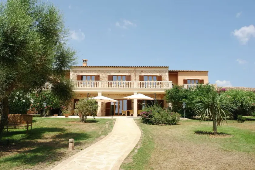 Finca Alfabia in Porto Cristo - Image 1