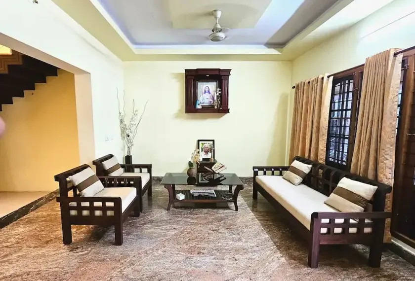 Cherai Vacation Home with AC Bedrooms - Image 1