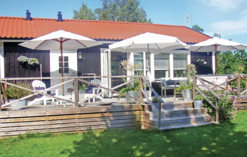 2 værelses fantastisk hjem i Lärbro - Image 1