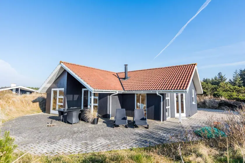 4 stjernet sommerhus i Henne - Image 1