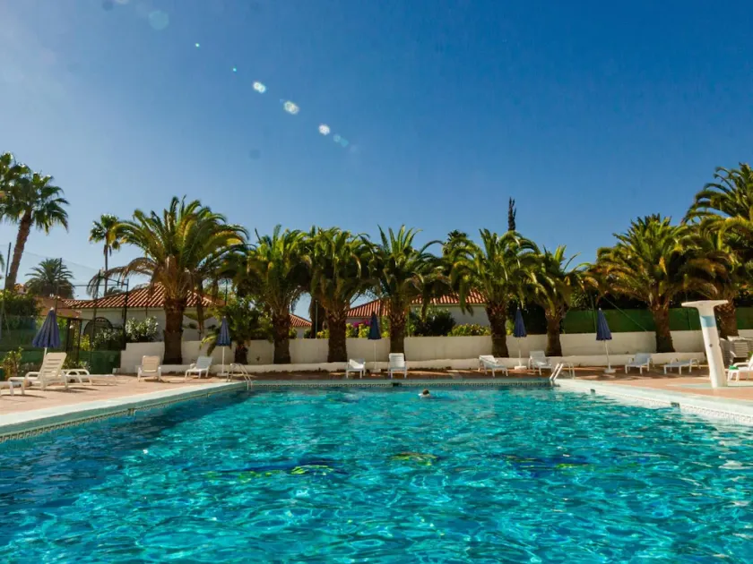 Seaview Friendly Holiday Home 9 - Image 1