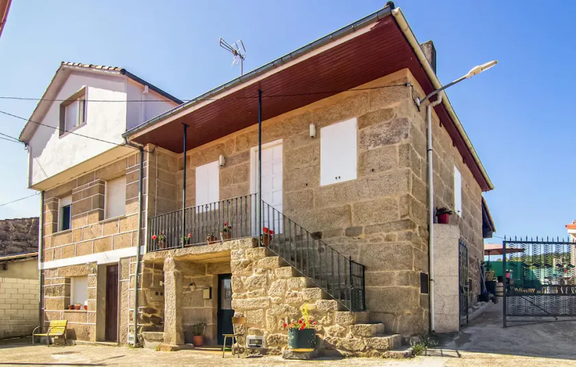 Schönes Haus in A Peroxa mit Panoramablick - Image 1