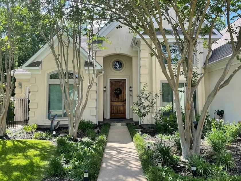 Spirit of Aggieland⭐️Voted#1 Game Day House🏈Huge Yard-GameRoom-<1Mile to Campus - Image 1