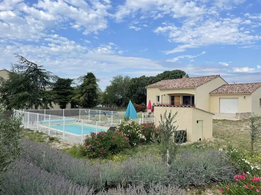 Ochre House. Vacation home with private swimming pool. - Image 1