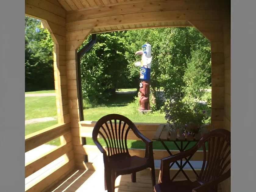 Chalet Kwikstaart on small-scale nature campsite 't Ol Gat - Image 1