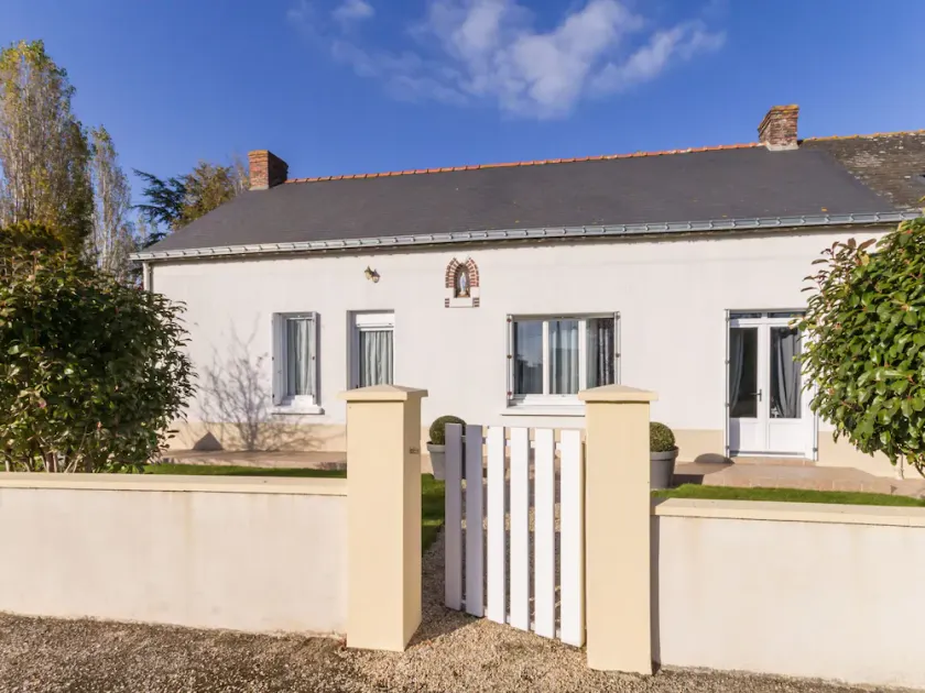 Escapada Rural con Jardín, Cerca de Nantes y Lagos - Image 1