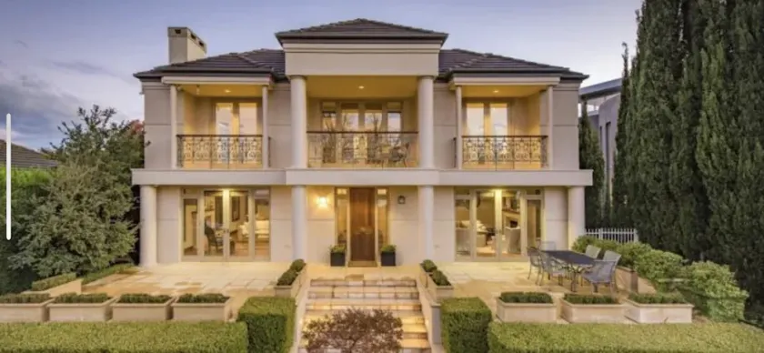 A 5-Star Waterfront Home, Yarralumla - Image 1