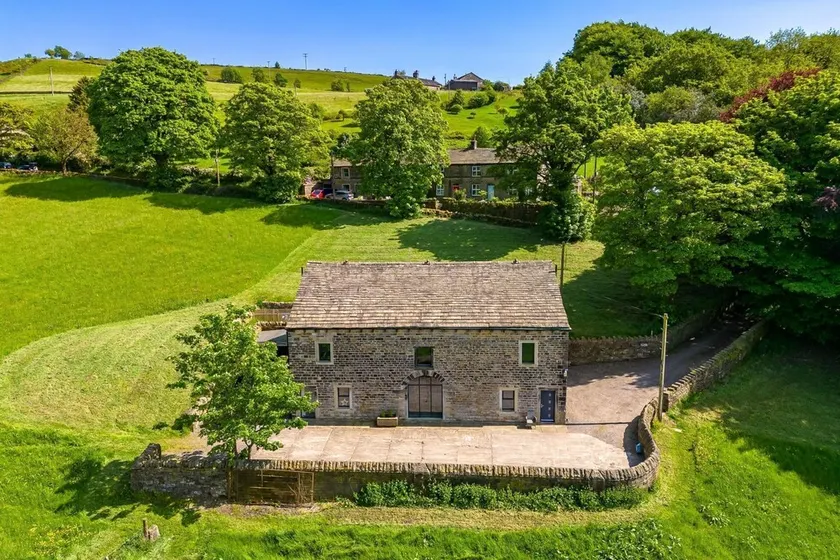Meadow Barn - Image 1