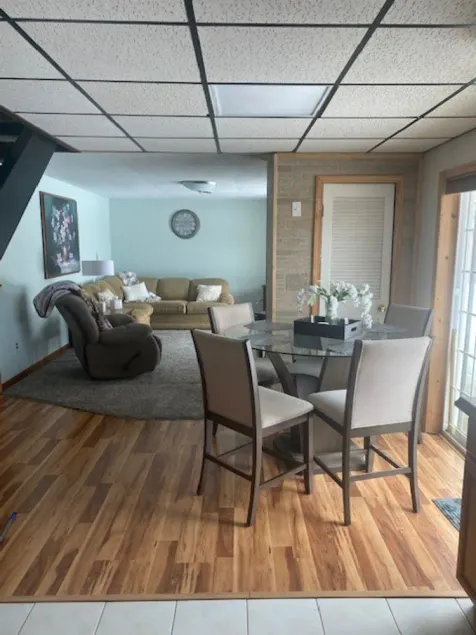 Holistic Hideaway - Image 1
