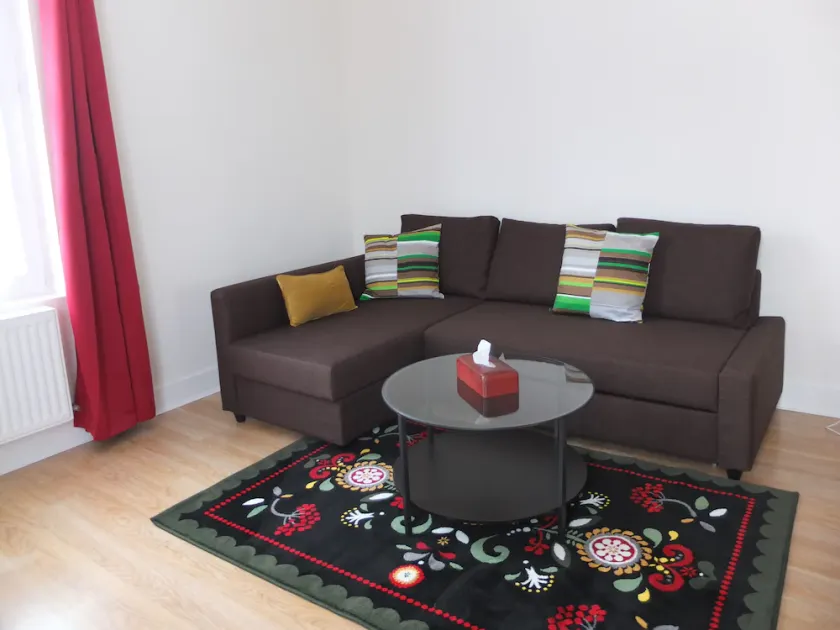 T3 duplex i slottet i Sologne - Image 1