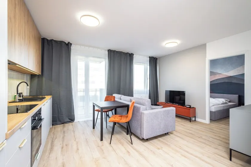 RentPlanet - Apartamenty Modena - Image 1
