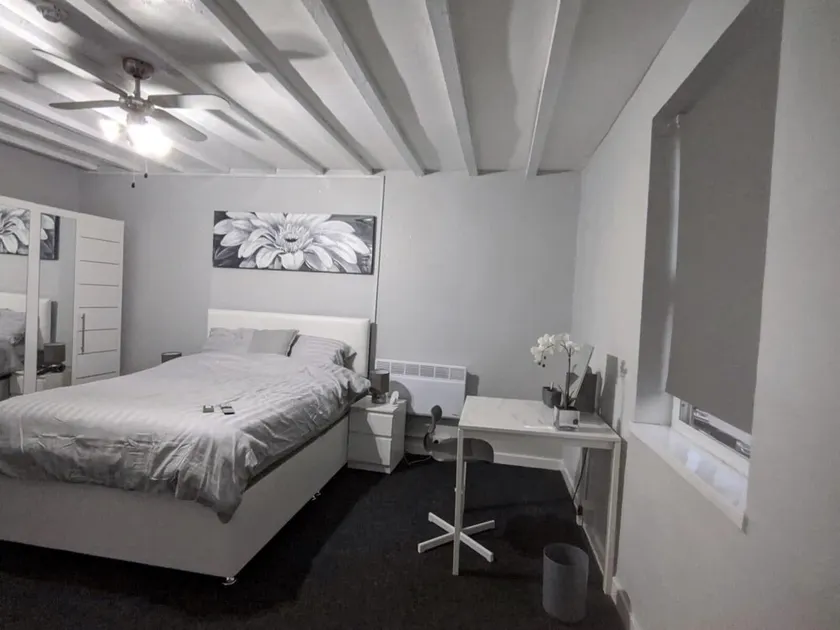 Shayan Studio Flats Stourbridge - Image 1