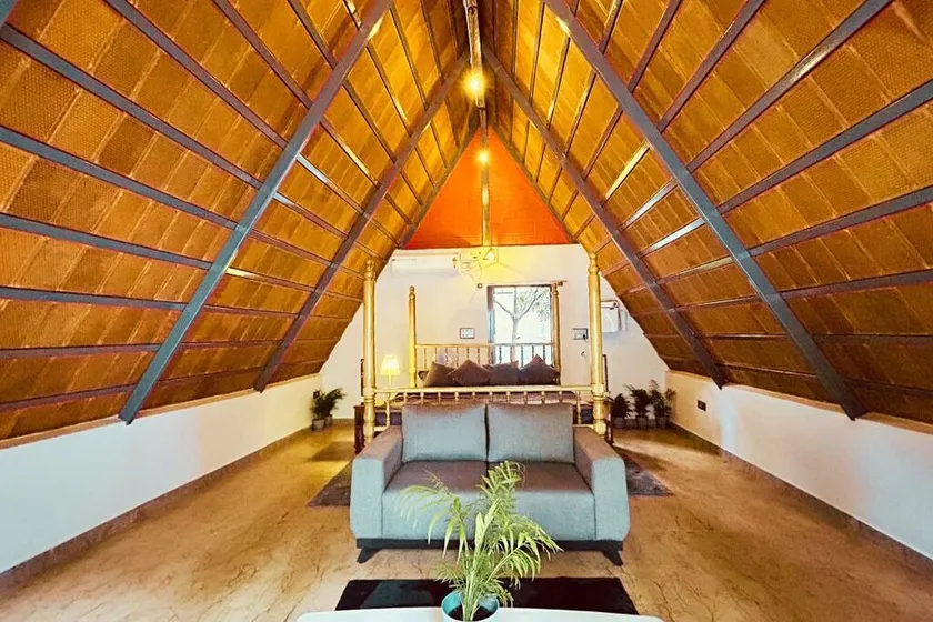 Oh-Bali Villa by Travent Mug - Image 1