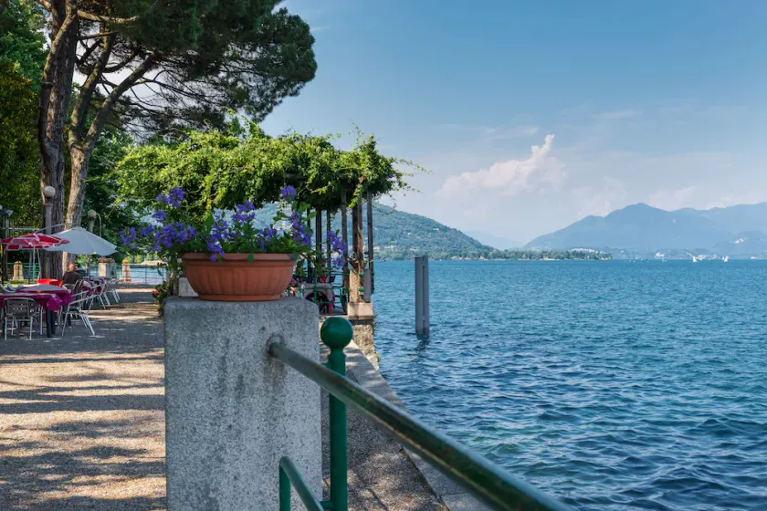 Suono del Lago, AC 50 mt from Lake and View Terrace - Happy Rentals - Image 1
