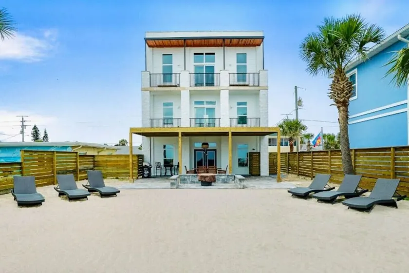 Stairway to Heaven - Hot Tub Beach House - 4/2.5 Flagler Beach  - Image 1