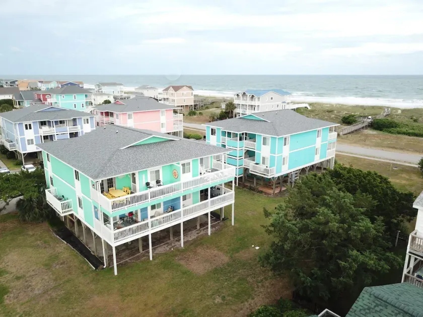 Beachski's Bliss- absolutely beautiful Ocean views  and private Beach access! - Image 1