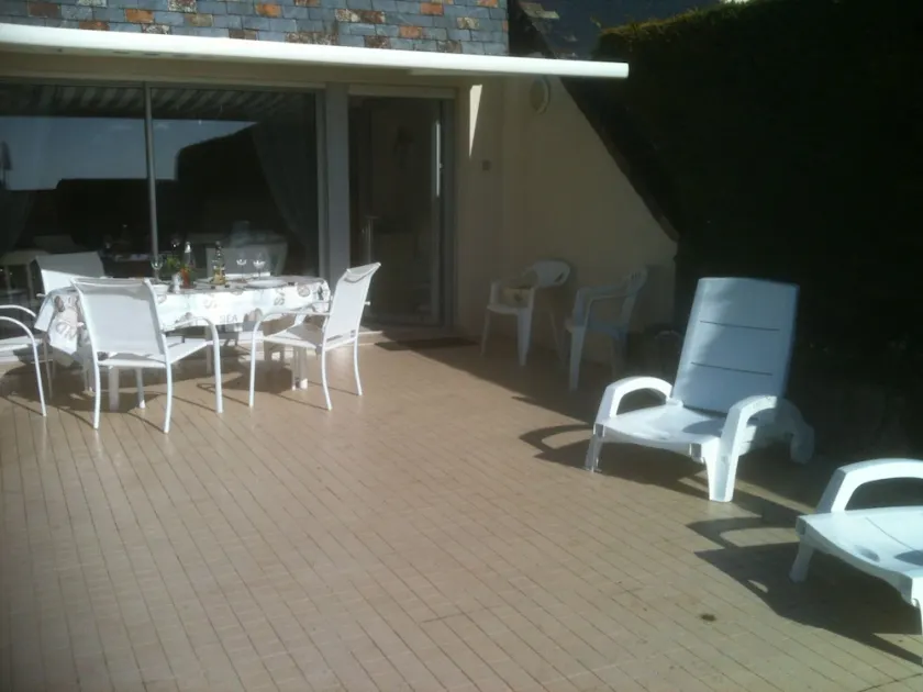 Bord-mer, pas vis à vis, Rez-Jardin, Terrasse. park. privé, orienté Sud, Confort - Image 1