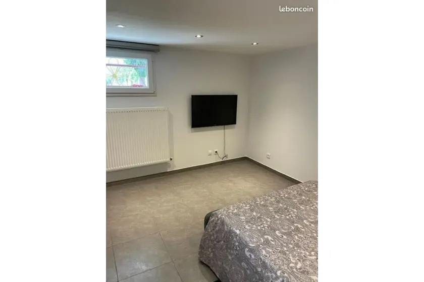 Appartement Tout Équipé à Meylan - Image 1
