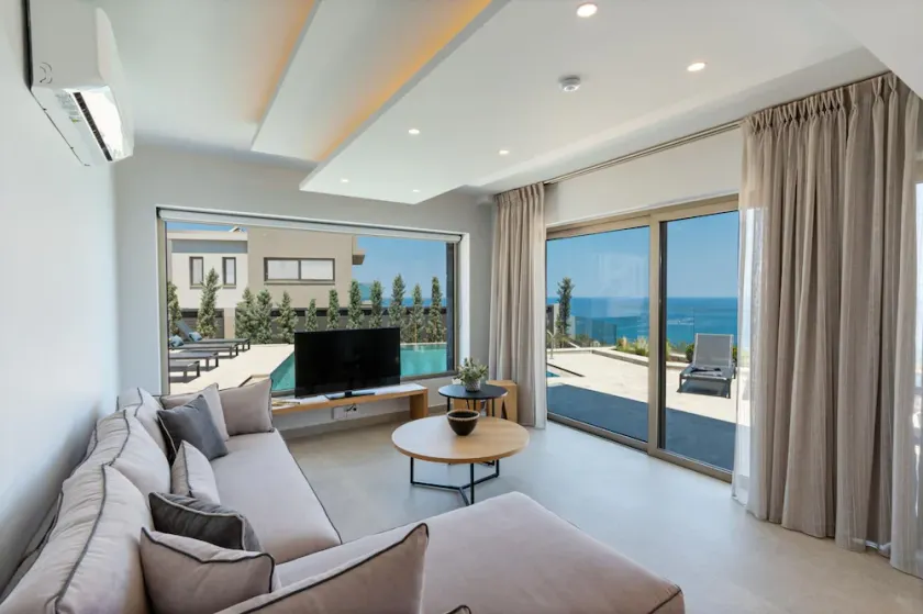 Luxury Villa AQUA with 2 Private Pools - Image 1