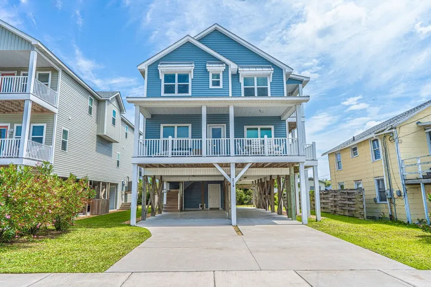 Splinternye 5 Br 5Ba i hjertet af Carolina Beach! - Image 1