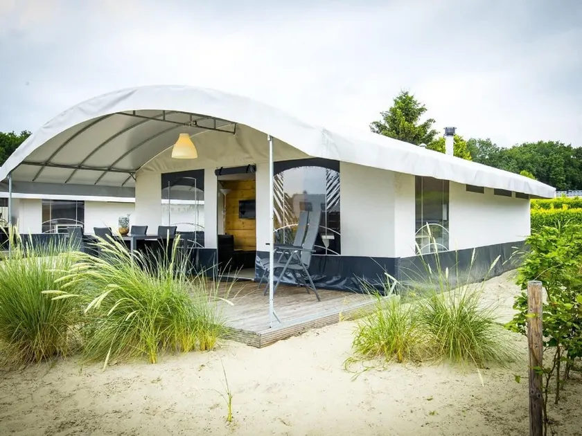 Comfortable tent lodge near the Loonse and Drunense Duinen - Image 1