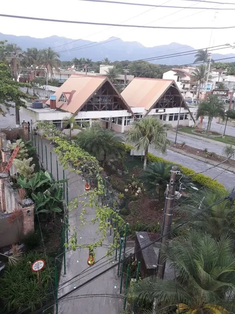 CASA COM PISCINA E AR CONDICIONADO CONDOMÍNIO MORADA DA PRAIA - Image 1