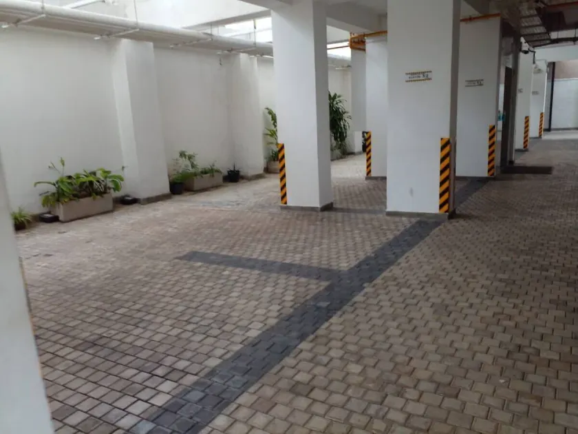 Luxury Apartment in Colombo 7 - Image 1
