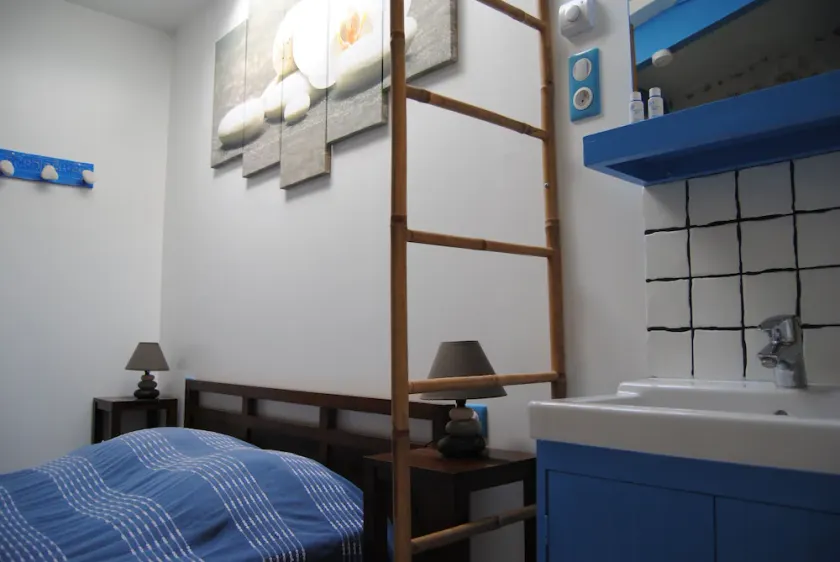Villa tiene capacidad para 8 en Toulon - Image 1