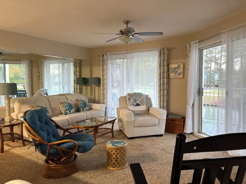 Beautiful condo overlooking the 8th hole on Magnolia course,lagoon with turtles. - Image 1