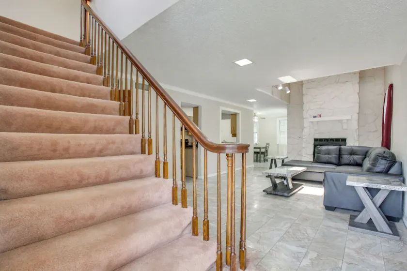 2 Mi to Lake! Townhome w/ Pool Access in Kenner - Image 1