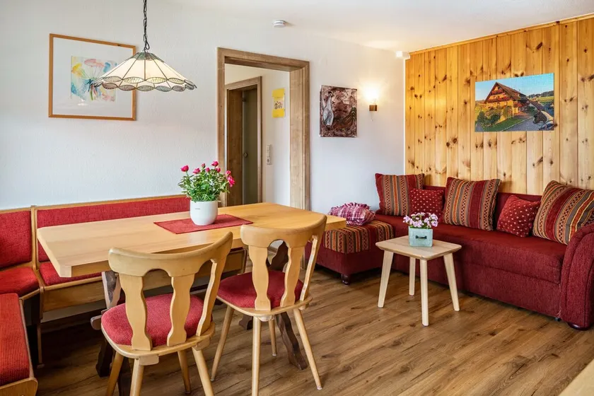 Apartment 'Ferienwohnung 3' with Shared Terrace, Shared Garden and Wi-Fi - Image 1