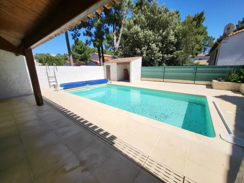 Wunderschöne Villa mit Pool in La Palmyre - Image 1