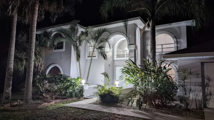 Villa Camellia 5bed/4.5 bath with private pool and golf course view - Image 1