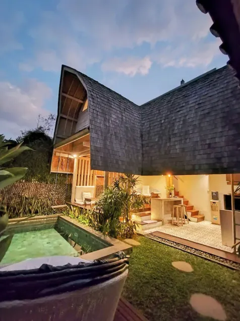 Wooden \" Lumbung \" Villa Short Walk to Seminyak Beach, Eat Street,& Trendy Shops - Image 1