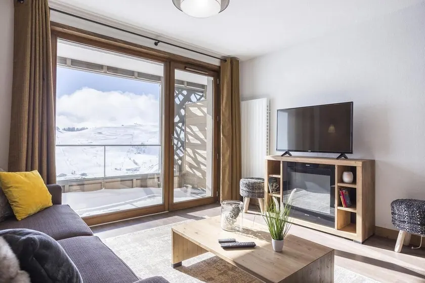 Wifi, skiurlaub an der piste, schwimmbad, hammam, terrasse, balkon, fernseher - Image 1