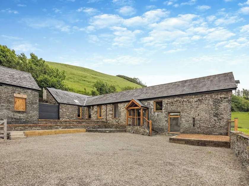2 Schlafzimmer Unterkunft in Southgate, near Aberystwyth - Image 1