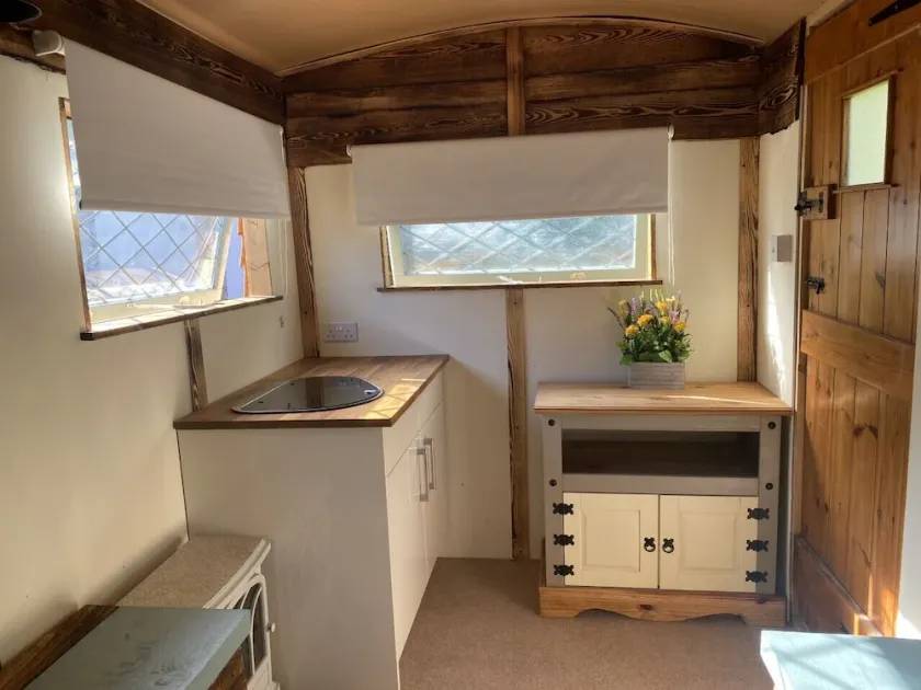 Modern Shepherd's Hut at St Anne's - Image 1