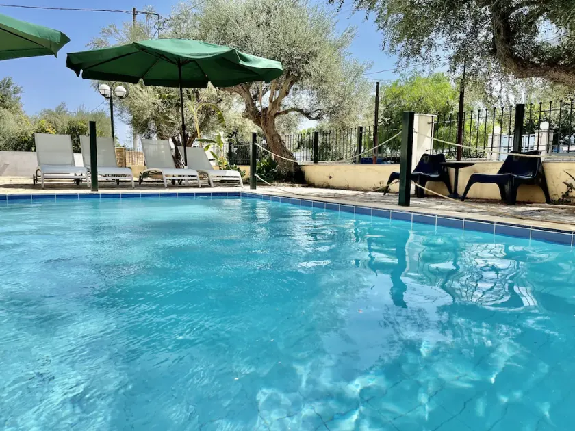 Oliva Holiday Homes - Image 1