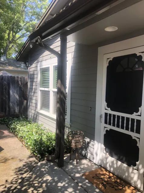 Charming home located in the Historic District of Folsom . - Image 1