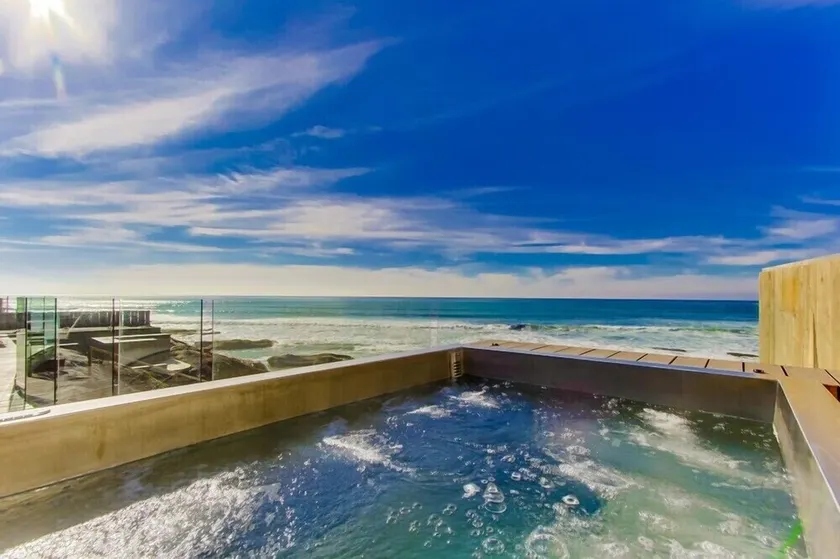 NOUVELLE MAISON DE LUXE SUR LA PLAGE - DIRECTEMENT SUR LA MAGNIFIQUE PLAGE DE SABLE BLANC - Image 1