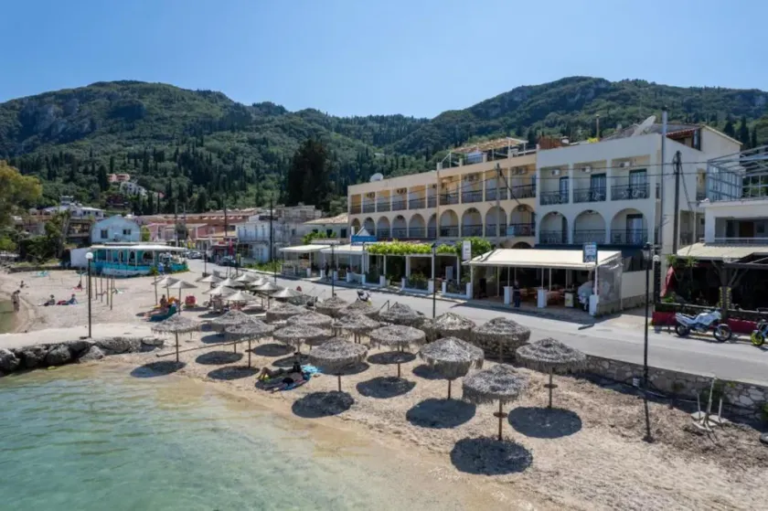 Riviera Seaside Hotel by Estia - Image 1
