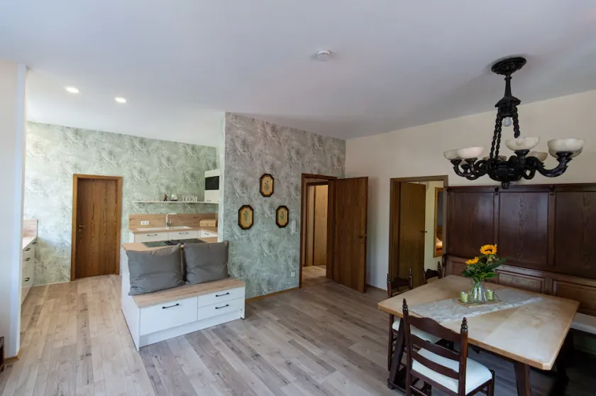 Vacation apartment/apartment for 4 guests with 100m² in Rödental (127190) - Image 1
