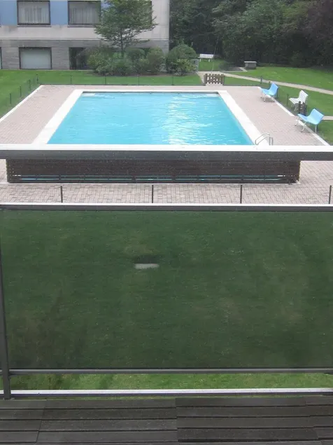Bruxelles, lussuoso e spazioso appartamento con piscina molto ben posizionato - Image 1