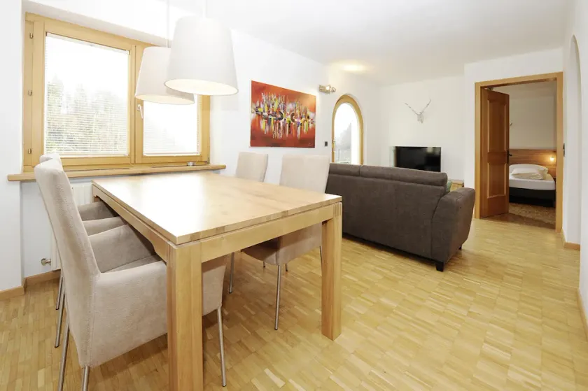 Ferienwohnung mit Terrasse und Fernblick - Image 1