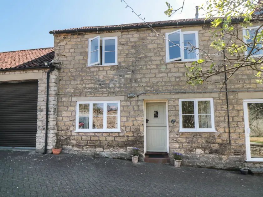 WESTGATE COTTAGE, family friendly, with a garden in Pickering - Image 1