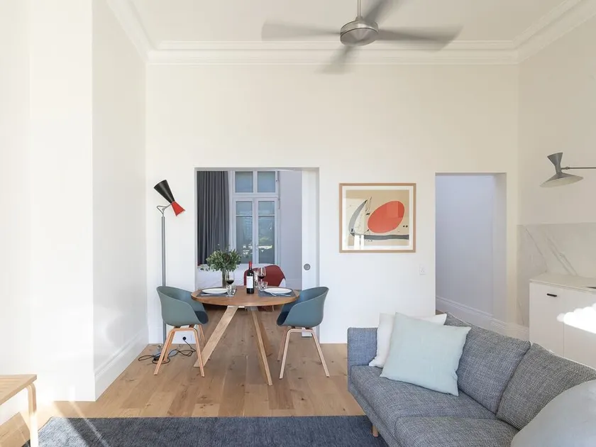 Stunning new apartment in Potts Point - Image 1